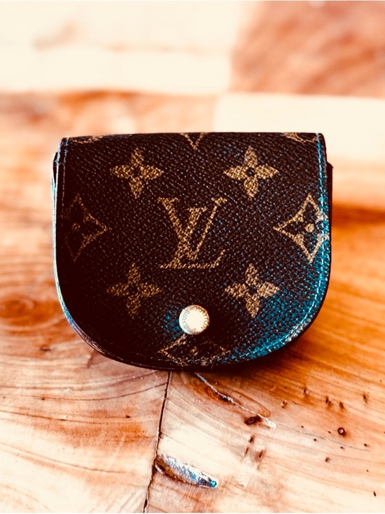 Louis Vuitton Handbags - Louis Vuitton
LV Monogram Coated Canvas Pochette Porte-Monnaie